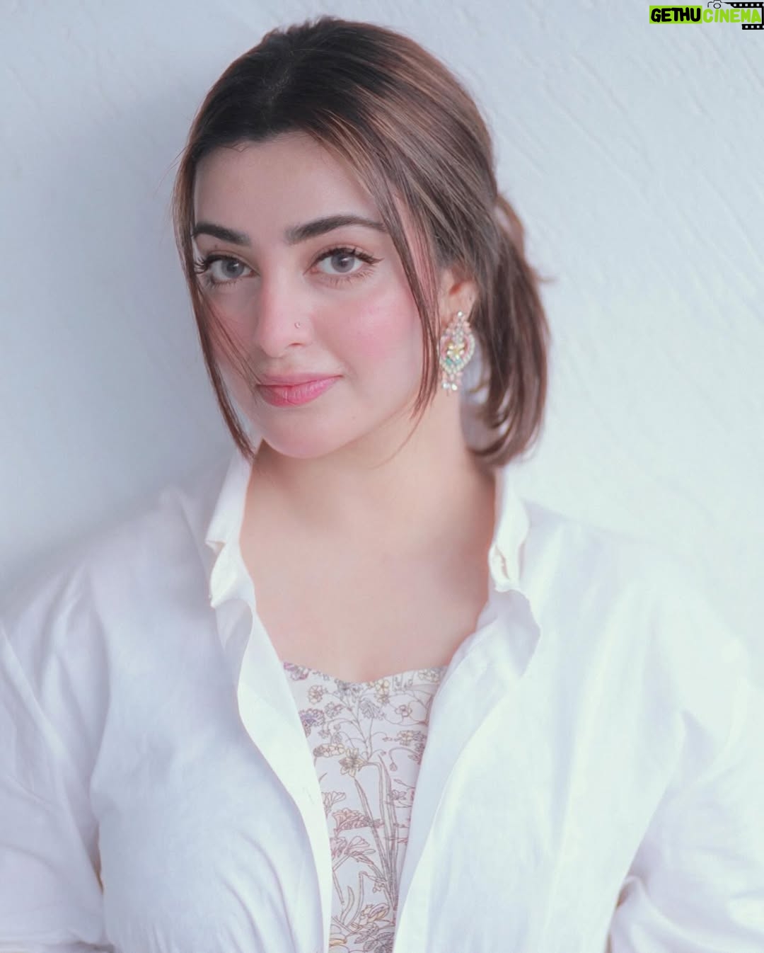 Nawal Saeed - 92.1K Likes - We Marched towards April 🙊