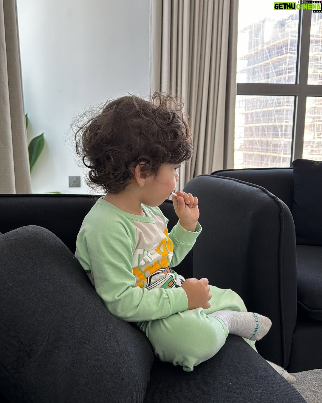 Neama Riadh - 22.3K Likes - أبني وعزيز روحي مثل هالتاريخ قبل عامين أجيت ونورت حياتي وتربعت بقلبي يارب يحفظك ويحميك ويارب اشوفك أحسن وأسعد الناس وتكون بار بيه وبأبوك .
يارب هو قطعة من قلبي وقرة عيني فاحفظه لي وبارك لي في عمره
اتمنالك سنين طويلة وكلها سعادة ونجاحات ❤️