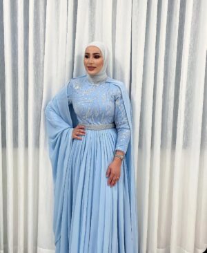 Nedaa Sharara Instagram - إطلالتي ليلة امس في حفل افتتاح مشروع هيلين 
اضخم سكن طالبات في الاردن تحديدا في محافظة اربد سُعدت بتواجدي 💙
@helenhousejo 
شكرا ل الشركة المنظمة لهذا الحدث
 الجميل المبدعين @icon51 
ميكب المبدعه الصديقه 💕@makeup_by_dareen 
فستاني اللي عم بلبسو لتاني مره 
من حلاوته من @ayaabuzahra_
