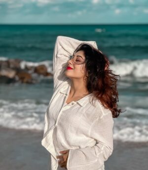 Neelanjona Neela Instagram - The world rewards masks, but the soul craves authenticity. ❤️ 
#SilentStrength #RebirthInChaos #LessonsNotLosses