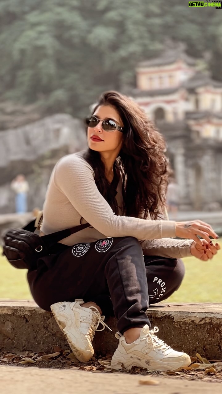 Neha Pednekar - 130 Likes -