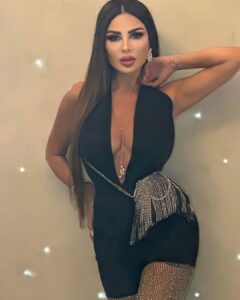 Actress Nelly Makdessy HD Photos and Wallpapers December 2025