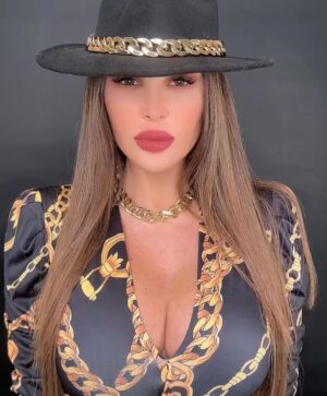 Nelly Makdessy Instagram - Do you want to be original ? Then be prepared to be copied #لا_تكبر_راسك #نيللي_مقدسي