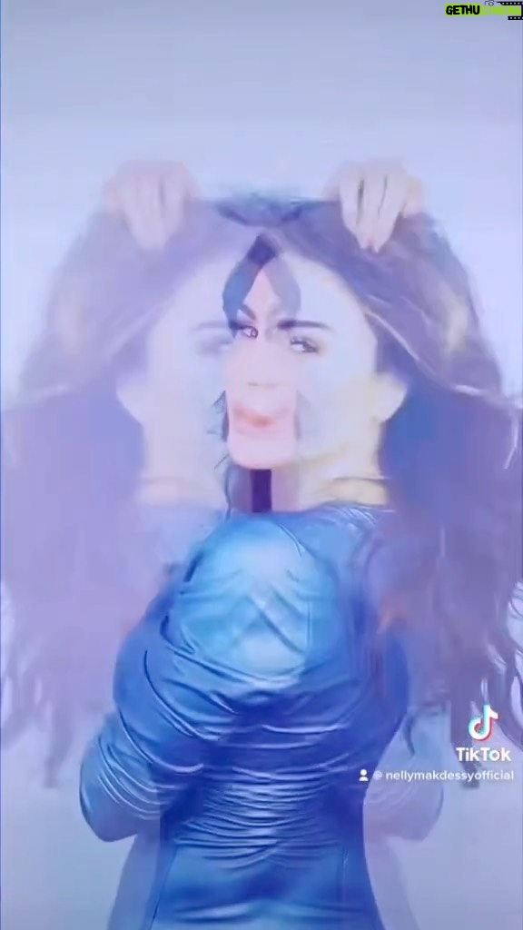 Nelly Makdessy - 20.6K Likes - Sing with me 🎤🎧