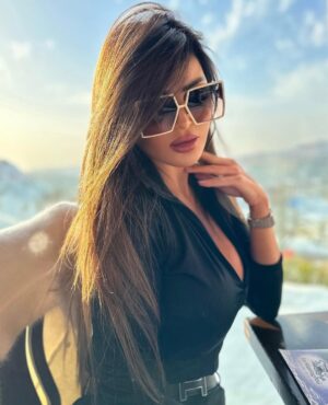 Nelly Makdessy Instagram - Make it simple but significant #goodmorning #Nellymakdessy
