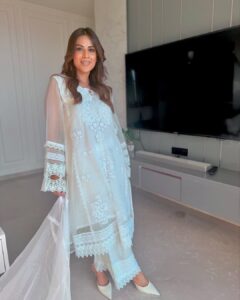 Actress Nia Sharma HD Photos and Wallpapers March 2025