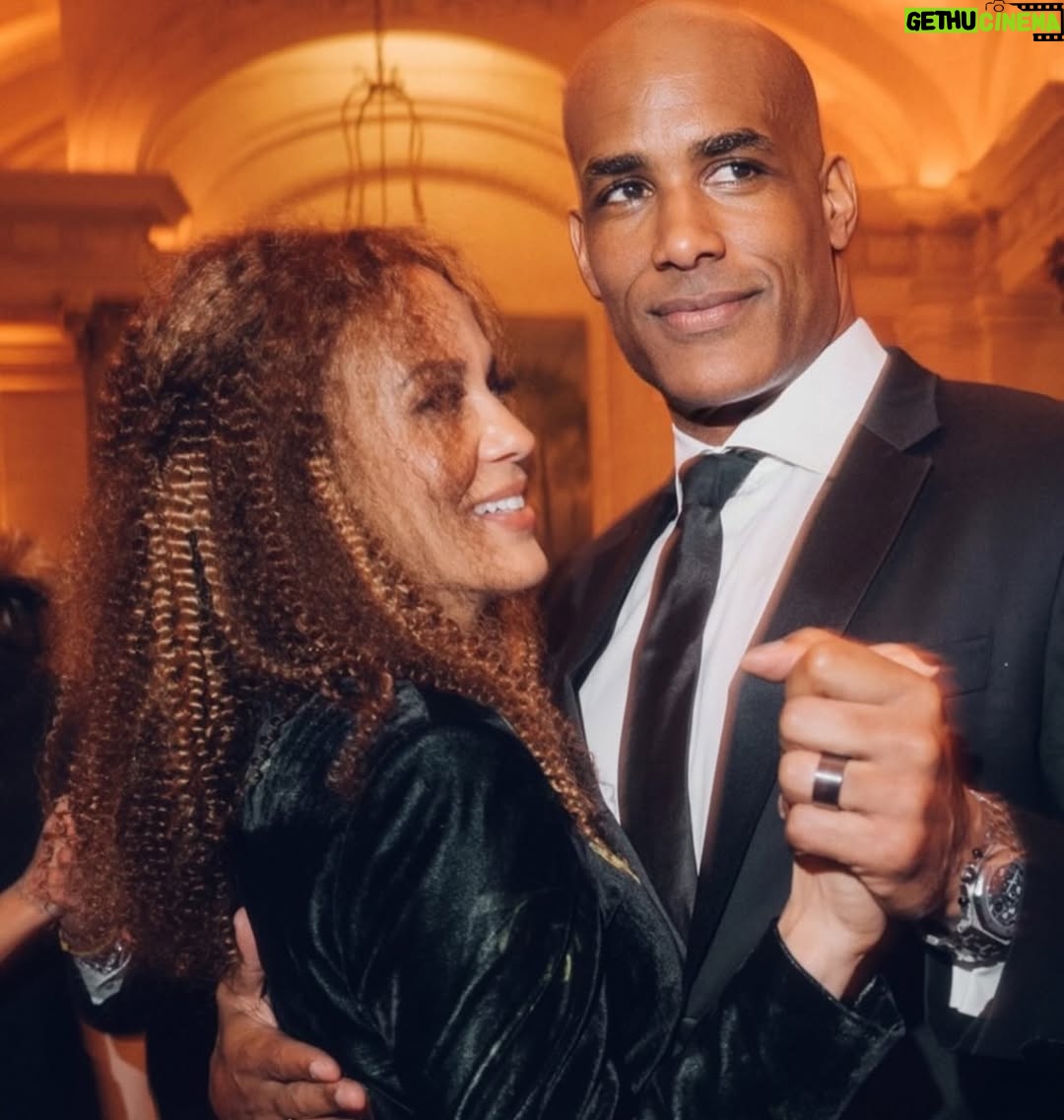 Nicole Ari Parker - 20.7K Likes - The Sun ☀️ wasn’t ready for this ray of light on the day you were born✨✨✨✨✨✨✨✨✨✨✨✨✨✨
Happy Birthday My ❤️!!!!
Let’s celebrate all year long……. 💃🏾 🕺🏽
@boriskodjoe
(I’m dancing a little bit more today… bc you’re only 2 yrs younger than me every February 🤩)