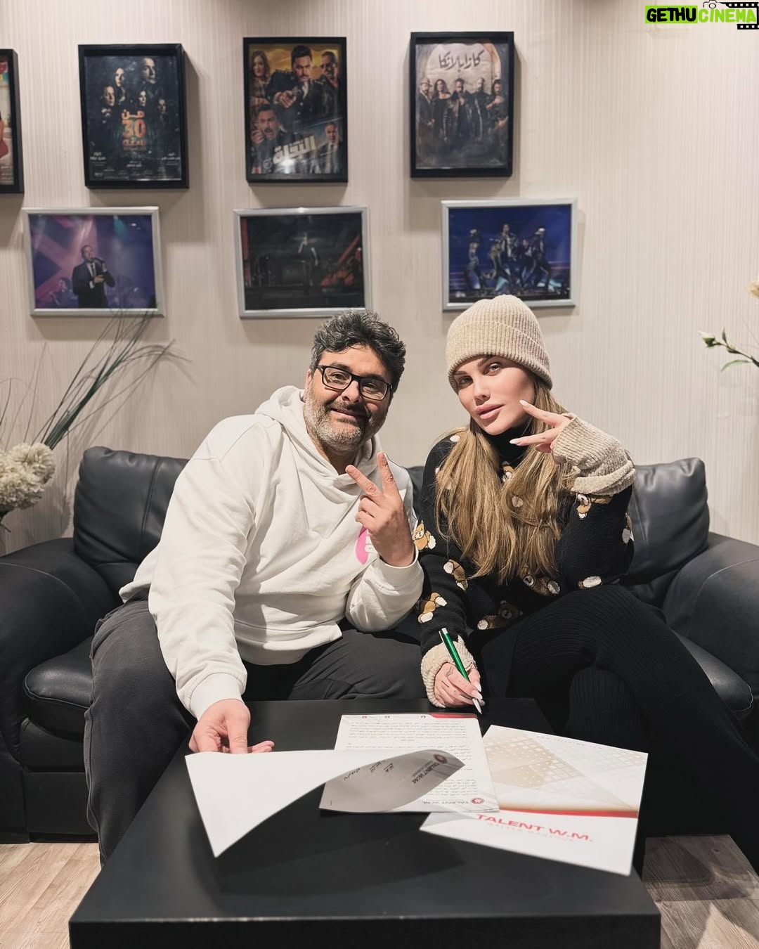 Nicole Saba - 92.2K Likes - SOON New Mini Album🎵💪🏻Stay tuned💥💣
#nicolesaba #نيكول_سابا #music #newhits