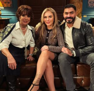 Nicole Saba Instagram - الناس الحلوة دي وراها بلاوي😉ربنا يسترررر🤦‍♀️ 

@khaledselimofficial @anoushkaegypt @salahabdallah 
#nicolesaba #نيكول_سابا #وتقابل_حبيب #رقية_العسكري🔥🔥