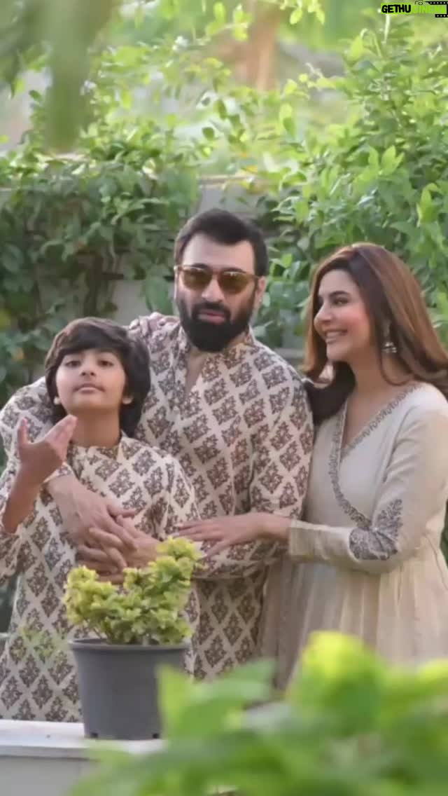 Nida Yasir - 7.4K Likes - Eid Mubarak
Dress designed by our wajid khan congrats for another feather in your cap
@wajidkhanstylist
@aleybhaidani