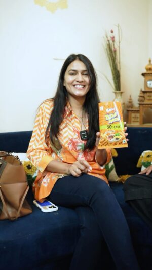 Nidhi Agarwal Instagram - @bingo_tedhemedhe ‘ Naya Bingo! Tedhe Medhe chatpata twist’ 😍
EAT. PHIR REPEAT! 
…

#Bingo #TEDHEMEDHE #CHATPATATWIST