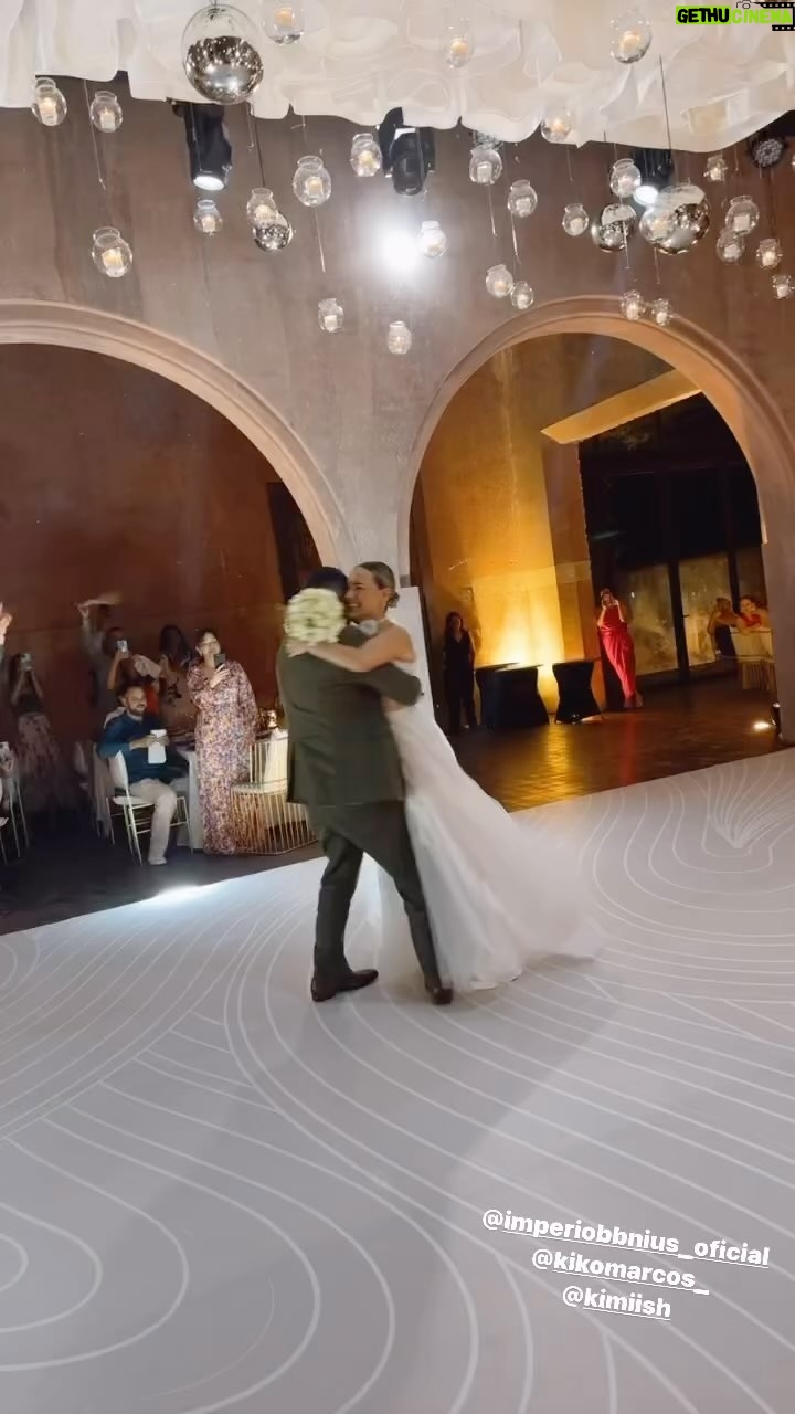 Niurka Marcos - 13.6K Likes - ♥️♥️♥️ Kiko y Kimi felices para siempre🌹 los amo hijos♥️♥️♥️