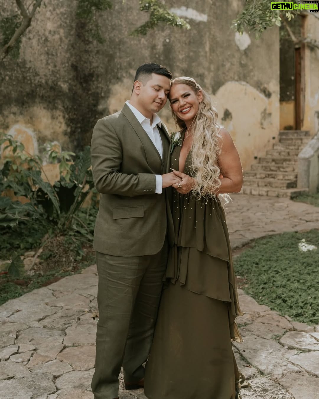 Niurka Marcos - 89K Likes - ♥️♥️♥️ feliz cumpleaños mi amor felices 33 que te lleguen. Muchas bendiciones y que la prosperidad te abrace….♥️♥️♥️ @kikomarcos_