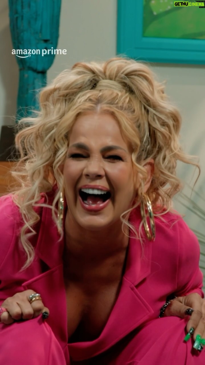 Niurka Marcos - 55.5K Likes - ¡El descontrol llegó a Los Cabos! 8 solteros vivirán unas vacaciones sin reglas ni límites mientras un panel selecto de celebridades son testigos de esta locura. ¡Estreno 26 de abril en Amazon Prime! @sueltosenloscabos #AndamosSueltos