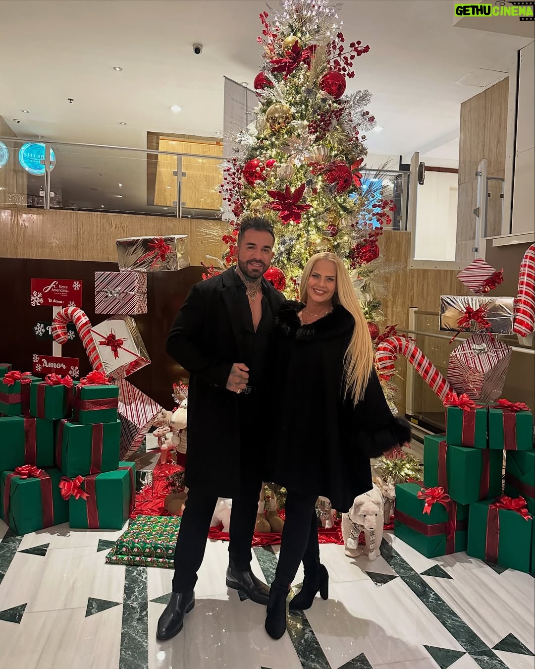 Niurka Marcos - 32.5K Likes - ✨Feliz Navidad 🎄 ⭐️ Amor, Paz, Prosperidad y mucha mucha Salud 🫶🏻 y Gracias a Todos por sus Buenos deseos y mensajes de Amor ❣️💯 @niurka.oficial