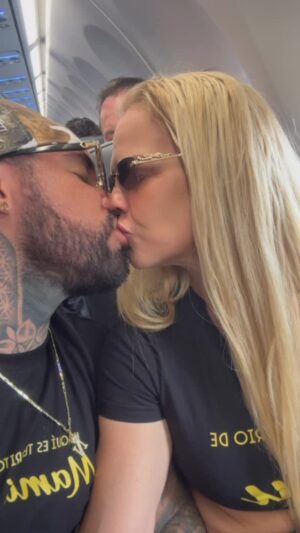 Niurka Marcos Instagram - ❤️‍🔥Te Voy a Amar❤️‍🔥✨ Mi amor Ya Ganaste 👏🏼🔥💯 y tus BbNius y Yo tmb ya Ganamos con solo verte Feliz !❤️‍🔥 ve por Todo !! Eres la mejor.. MamaNiu ⭐️ a Disfrutar LCDLF. @niurka.oficial