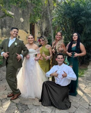 Niurka Marcos Instagram - 🌹🌹🌹 viva la Familia 🌹🌹🌹
