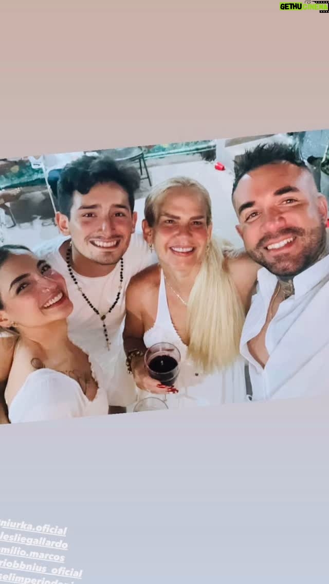 Niurka Marcos - 29.1K Likes - 🪓❤️🔥 12 Años Recibiendo la Bendición de Shango mi Padre .. En Familia , y toda una vida con su Protección ✨❤️🔥 @niurka.oficial