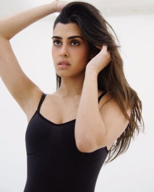 Noor Taher Instagram - lil studio moment w @zaidallozi 🐇
