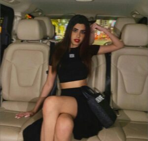 Noor Taher Instagram - loewe u and leave u🌹 @loewe