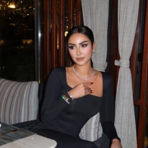 Nour AlGhandour Instagram - 11:11 🖤