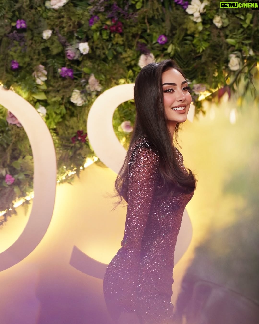 Nour AlGhandour - 178.9K Likes - كانت ليلة جميلة و محبتكم لا تقدر بـ ثمن 
السعودية وجهة عالميا نفتخر فيها 
♥️🪄✨

Thank you Saudi Arabia .. what a night 💫