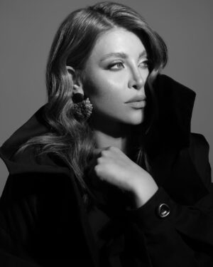 Nour Ali Instagram - Less colours ,more emotions 🤍🖤

Shot by @ahmad_zamlout 
Outfit @karoline_lang 
Earrings @jewelmeworld 
Style by @omziag 
💄 @farah_khair_beautymakeup 
Hair @yamensamanofficial