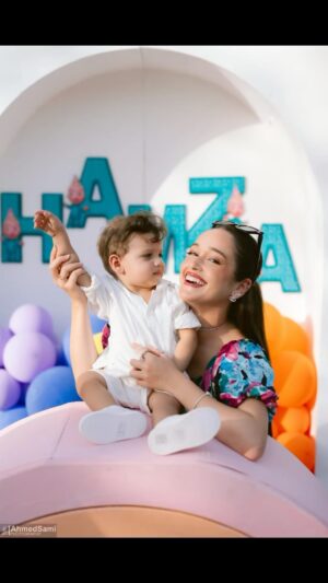Nour Ehab Instagram - كل سنة و انت احلى حاجة في حياتي 🌸💛
@hamza_elfahamm