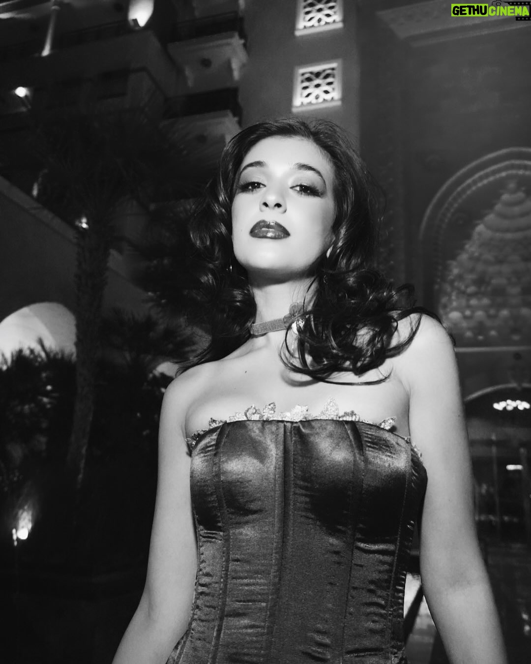Nourine Abouseada - 14.5K Likes - Just exploring .