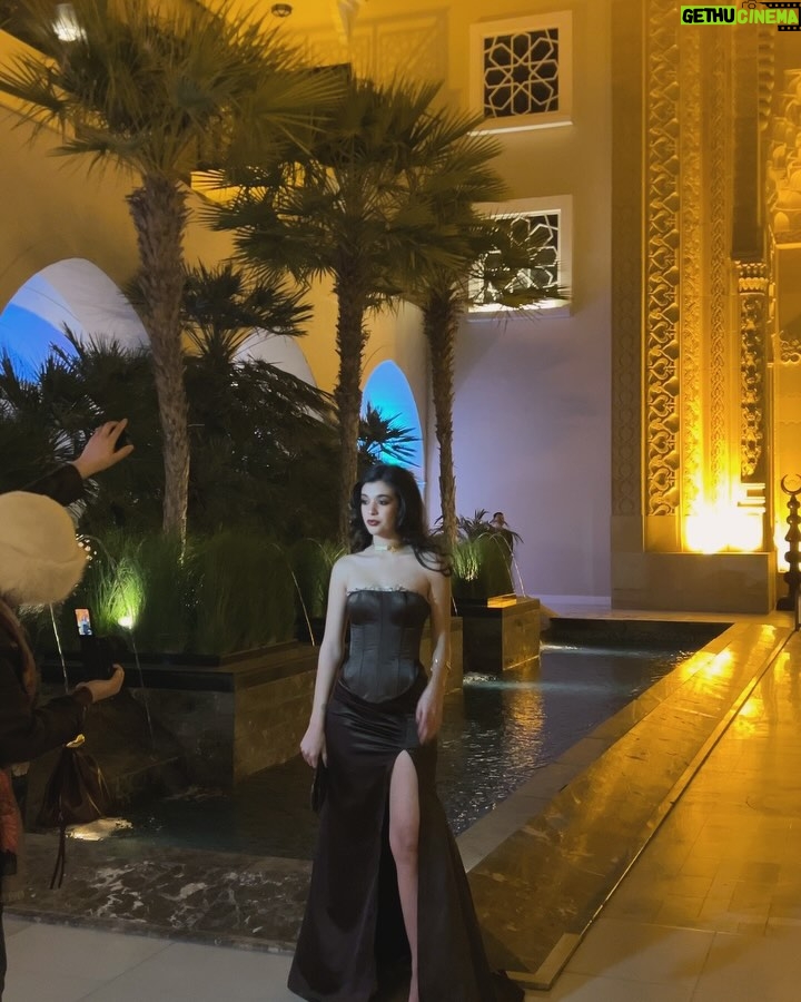 Nourine Abouseada - 34.3K Likes - TikTok awards @tiktokmena
designer @thekiyat___
