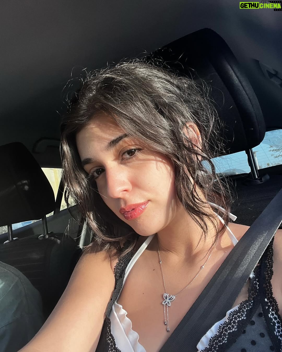 Nourine Abouseada - 21.2K Likes -
