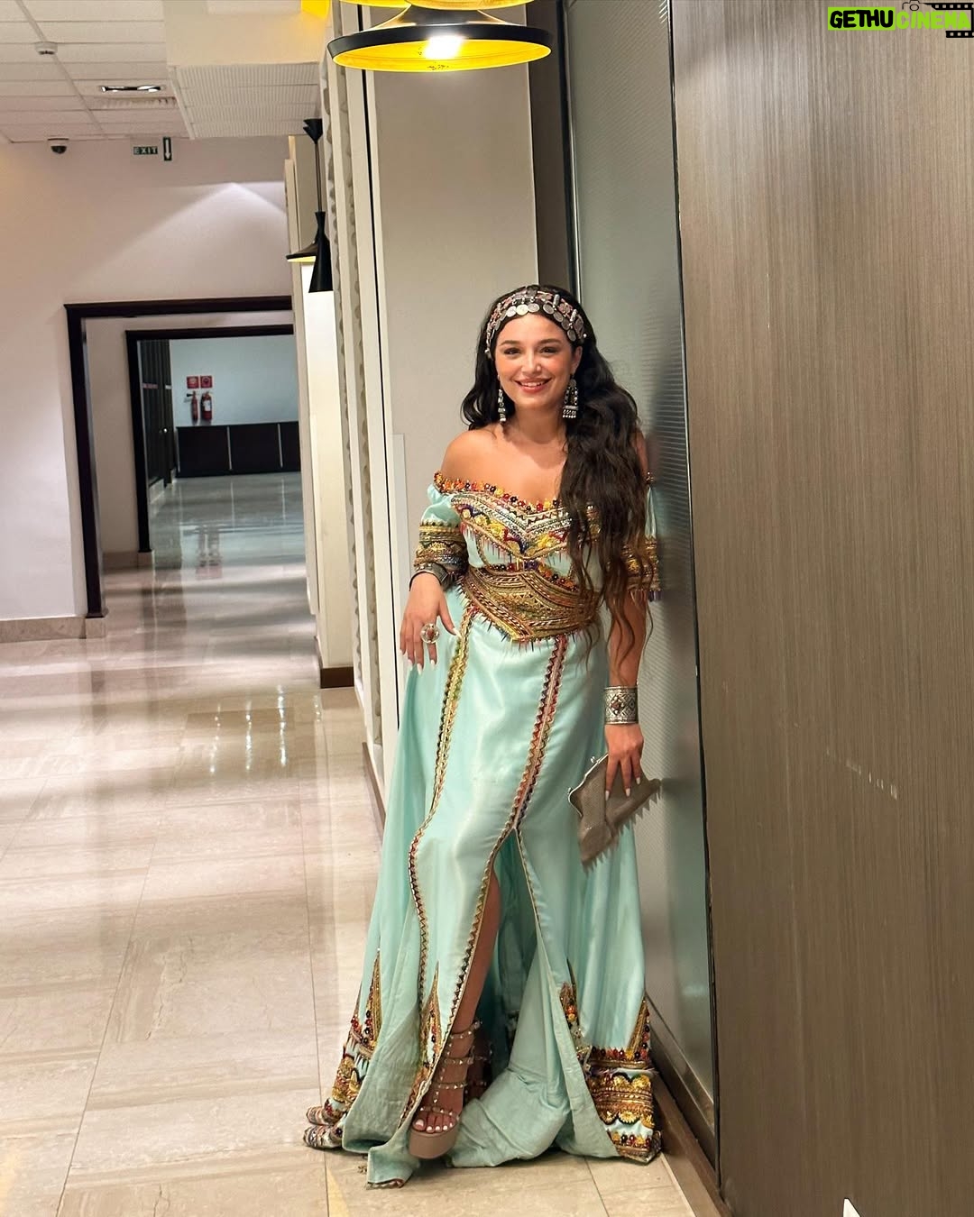 Numidia Lezoul - 382.3K Likes - Tres heureuse de voir deux amoureux se réunir pour la vie ♥️ je vous souhaite une belle et longue vie mes chéris #dina #yanis #love #mannager Habillée par la meilleure @louzri_malika et coiffée by @midou_berrhmoune #kabyle