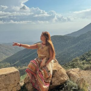 Numidia Lezoul Instagram - بنت القبايل ✨🇩🇿 robe faite par 
@maisondal ✨❤️