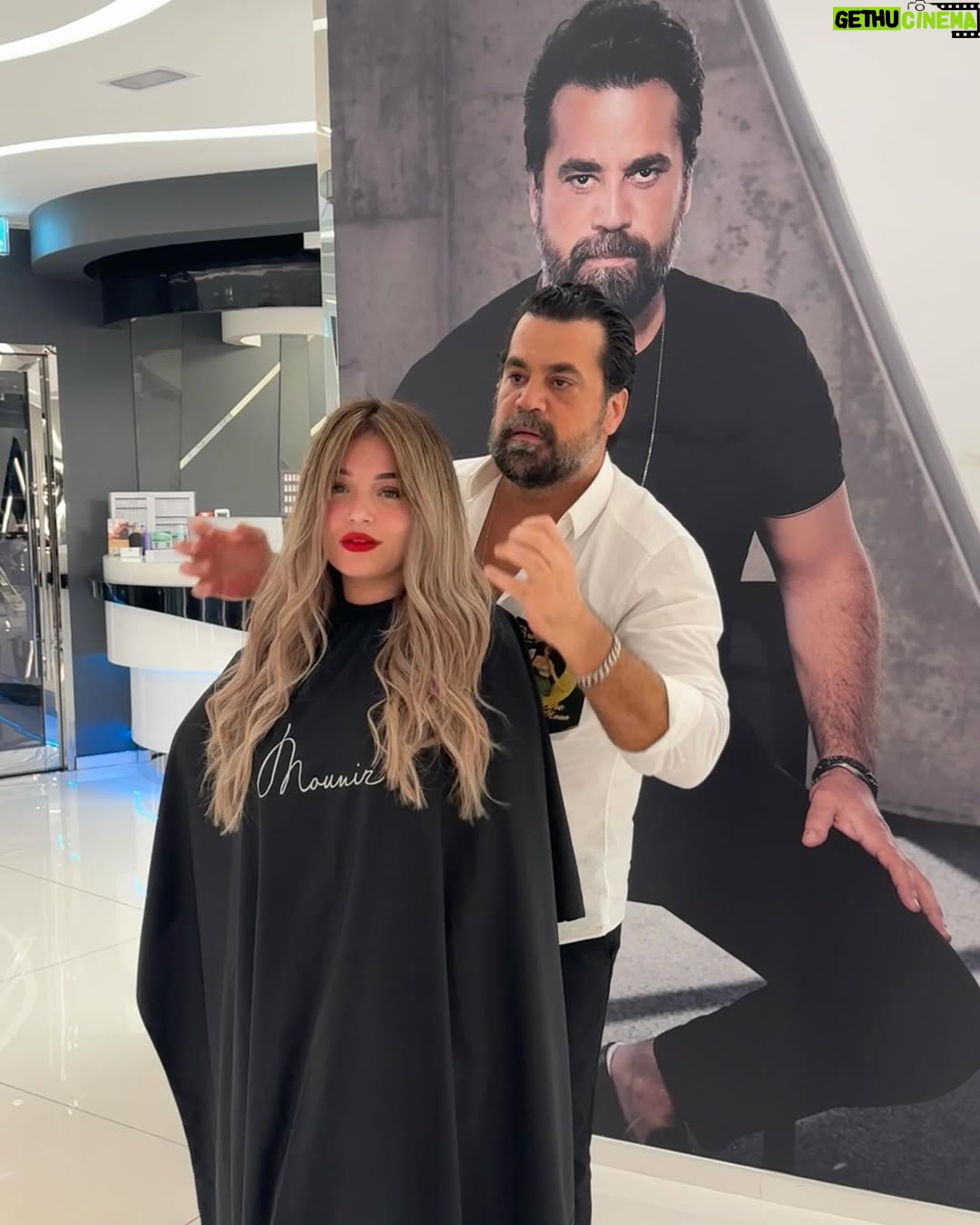 Numidia Lezoul - 245.5K Likes - Je suis in love ❤️ c’est le meilleur je suis conquise .. merci à toi et à toute l’équipe ! Mes bébés damough j’espère que vous allez vous habituer à la nouvelle Numidia c’est le meilleur blond que j’ai fais de ma vie .. hâte qu’il vienne en Algérie 🇩🇿.. new reel is coming !