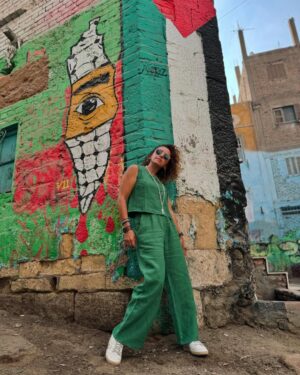 Ola Roshdy Instagram - جمعة مباركة و فلسطين حرة و لبنان بسلام! 
🍉🍉🇵🇸🇵🇸🇱🇧🇱🇧
Shots captured by the talented @rahmaelsawah_ 
Pure 100% Egyptian linen outfit by @yalin.eg 
Use my promocode OLA15 for 15% off total order value! 🙏🏻🙏🏻
