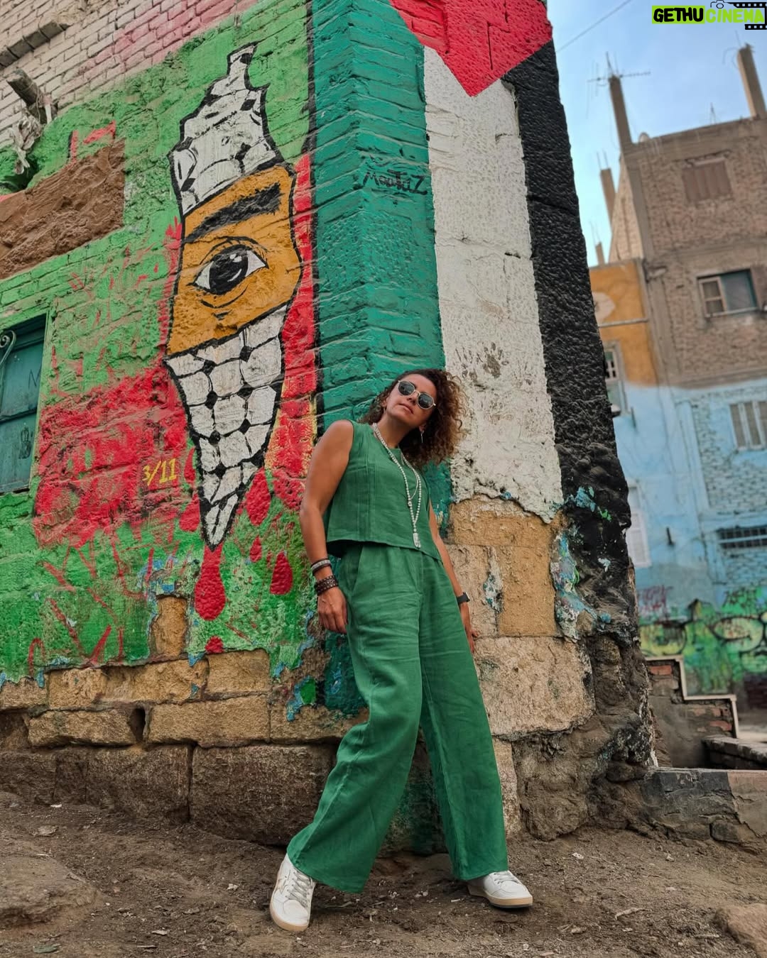 Ola Roshdy - 15.4K Likes - جمعة مباركة و فلسطين حرة و لبنان بسلام!
🍉🍉🇵🇸🇵🇸🇱🇧🇱🇧
Shots captured by the talented @rahmaelsawah_
Pure 100% Egyptian linen outfit by @yalin.eg
Use my promocode OLA15 for 15% off total order value! 🙏🏻🙏🏻