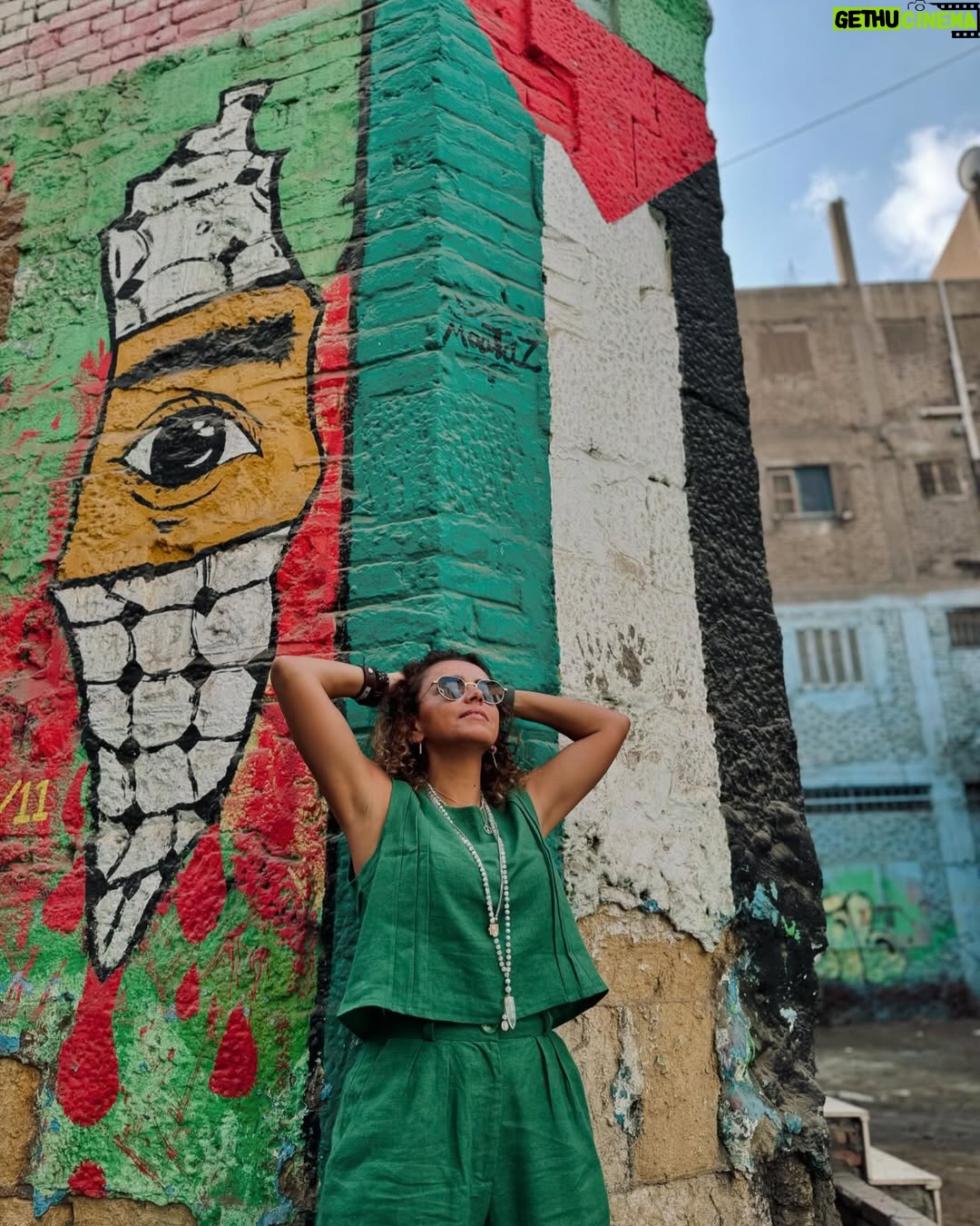 Ola Roshdy - 15.4K Likes - جمعة مباركة و فلسطين حرة و لبنان بسلام!
🍉🍉🇵🇸🇵🇸🇱🇧🇱🇧
Shots captured by the talented @rahmaelsawah_
Pure 100% Egyptian linen outfit by @yalin.eg
Use my promocode OLA15 for 15% off total order value! 🙏🏻🙏🏻
