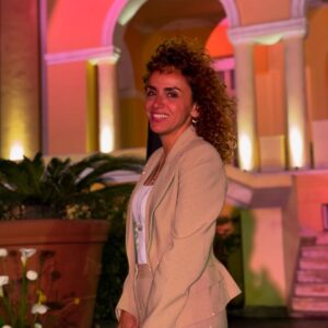 Ola Roshdy Instagram - Such a wonderful evening at the Elle Egypt × French Embassy event with Ambassador Éric Chevallier and inspiring people!! A celebration of women’s empowerment and women’s strength all over the world! t was a true pleasure to be part of such a special occasion! 
كانت أمسية رائعة في حدث Elle Egypt × سفارة فرنسا مع السفير إيريك شيفالييه وأشخاص ملهمين. احتفال بتمكين المرأة وقوة النساء في كل مكان. كان من دواعي سروري أن أكون جزءًا من هذه المناسبة المميزة
@elle.egypt @franceenegypte 
Mille Merci! ⭐️