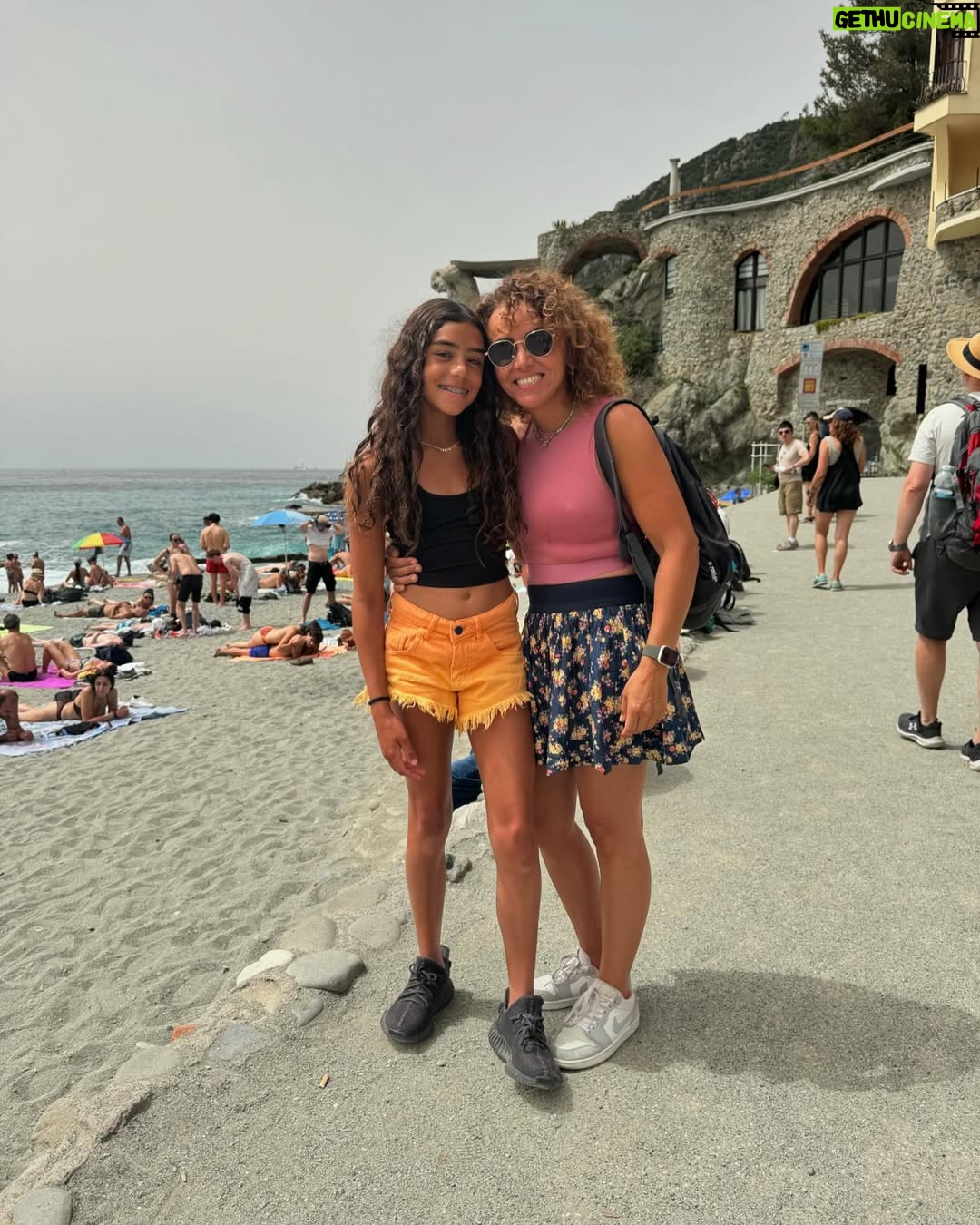 Ola Roshdy - 132.9K Likes - Family trips are the best!
🤲🏼🤲🏼💙💙🧿🪬🪬 #traveling #familyfirst #blessed #grateful #2024