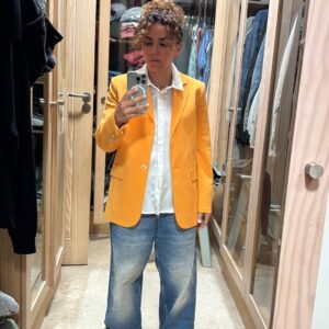 Ola Roshdy Instagram - Mirror Mirror on the wall….
اسعد لحظات حياتي 😏🫣