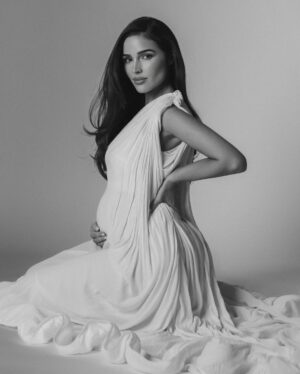 Olivia Culpo Instagram - next chapter, motherhood 🤍