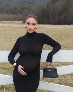 Actress Olivia Culpo HD Photos and Wallpapers March 2025