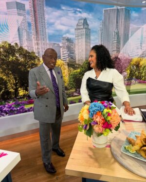 Omallys Hopper Instagram - They say never meet your heroes, but I just met the TODAY show cast and they’re even more amazing in person! ✨📺 #DreamComeTrue @todayshow What an amazing experience 🫶🏽🥰 Made my mom’s Taco recipe 🥹🥹 #fullcircle