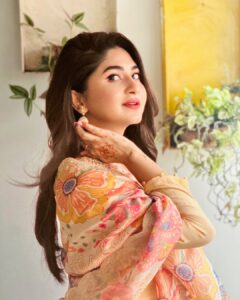 Actress Orchita Sporshia HD Photos and Wallpapers April 2025