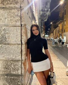 Oriola Marashi Most Liked Photos and Posts
