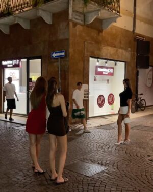 Oriola Marashi Instagram - Once opon a time in Verona , the city of romace ❤️‍🔥