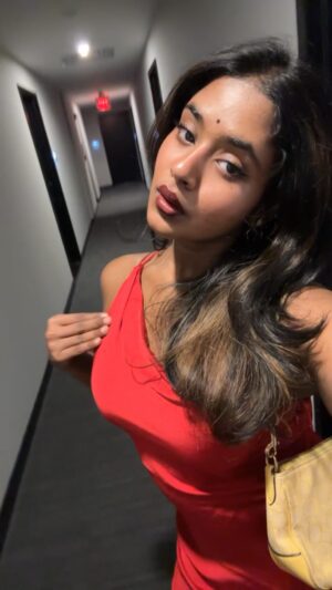 Oviya Santhakumar Instagram - Cause bridgerton be coming. Yayyyyy!!!!!!