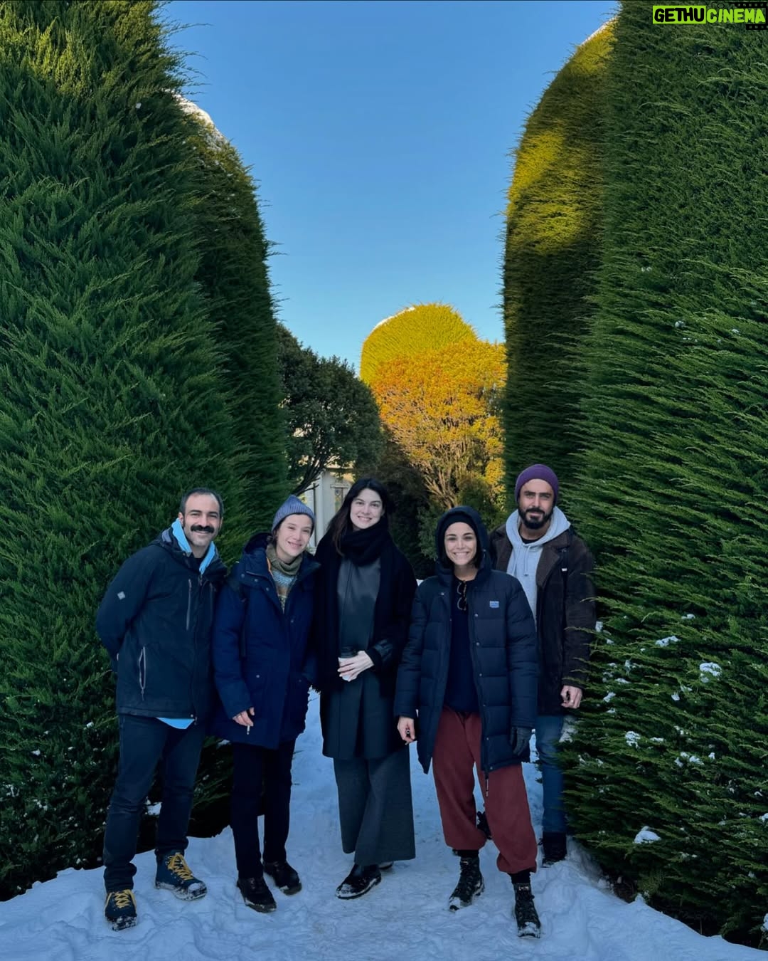 Paloma Moreno - 9.6K Likes - La Gira. Los amigos. La nieve