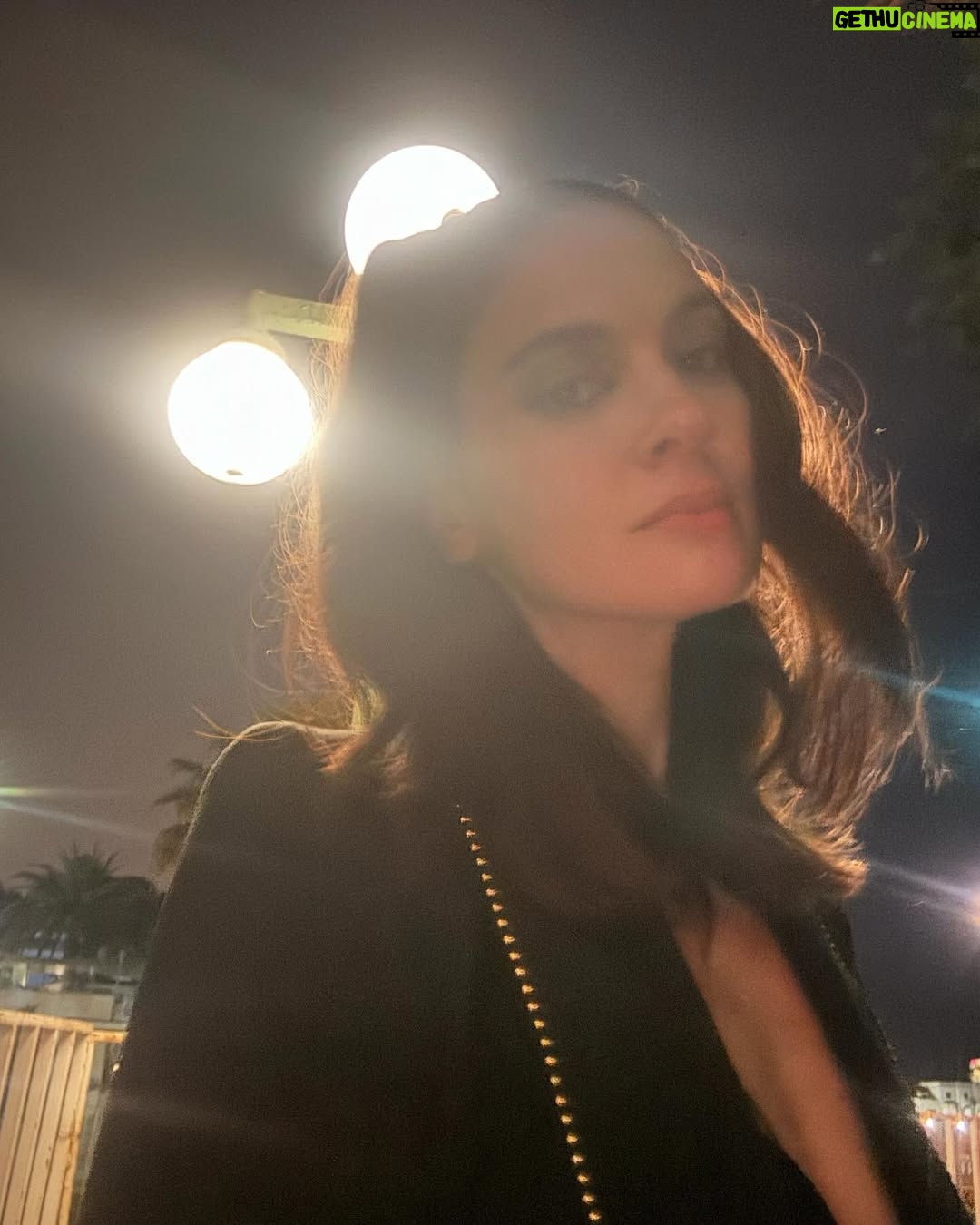 Paloma Moreno - 7K Likes - š”š¤”
