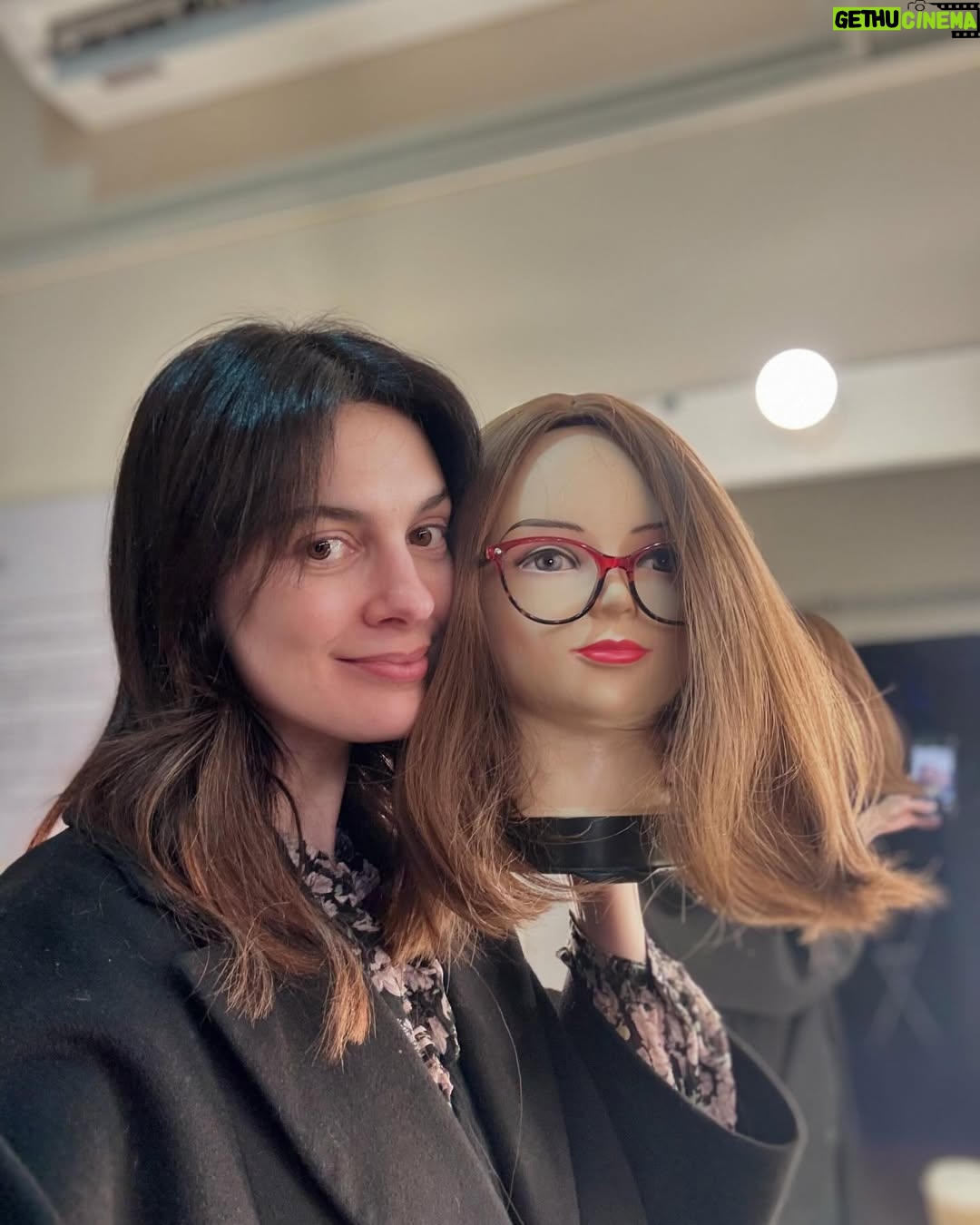 Paloma Moreno - 4.3K Likes - Ćuuuultimo dĆa de uniforme š
Hoy despedimos este proceso lleno de lugares preciosos, ataques de risa y amigos tan amados.
Por mĆ”s con uds chiquillos! Los quiero!! ā¤ļøā¤ļøā¤ļø
@danielaramirezactriz
@nicoyarzun
@fele.rojasd
@mariaomegnaoficial
@gaburzua
@gabrielcanasg
@baezaignacia